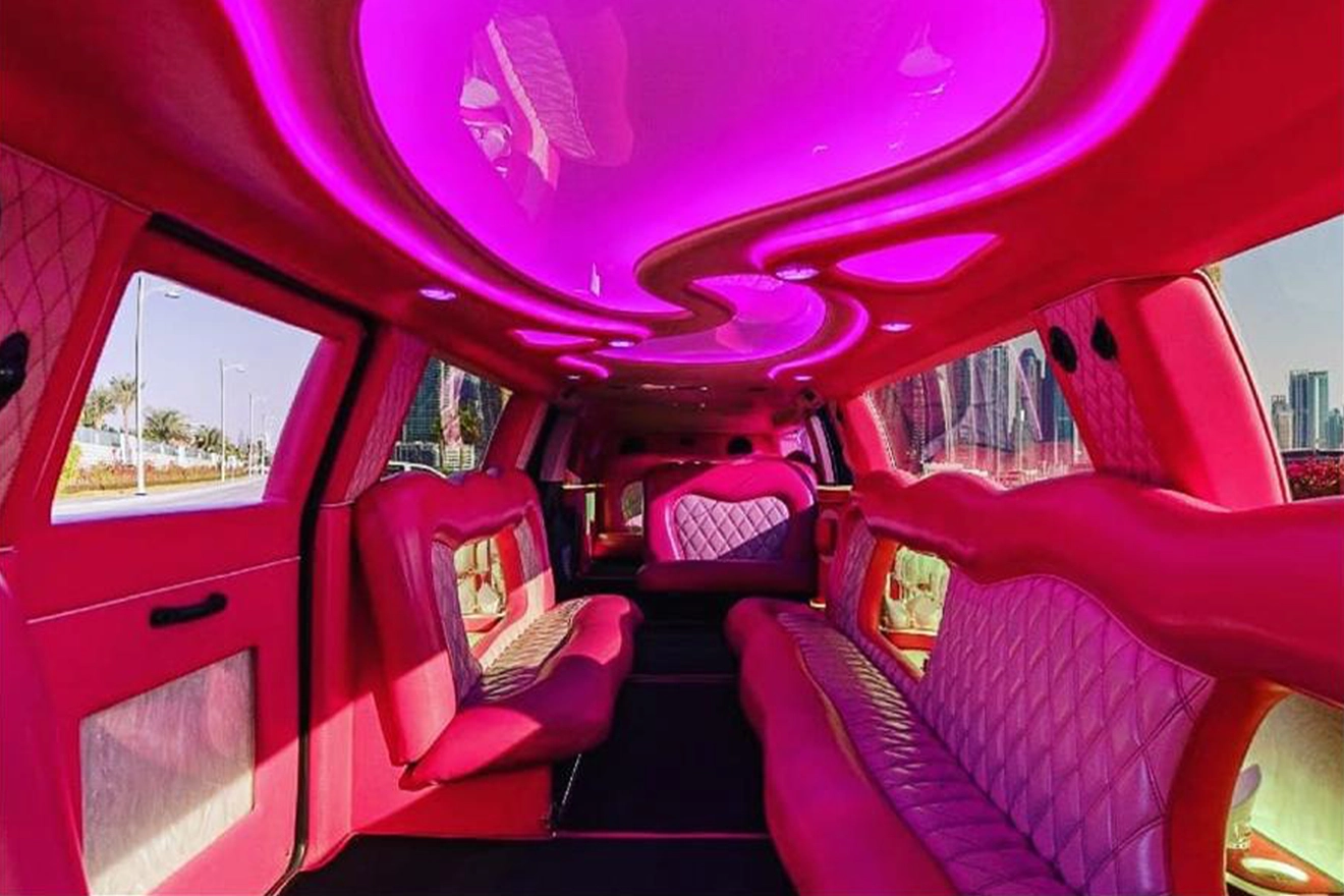 Stretch Limo 20 seaters : GMC Yukon